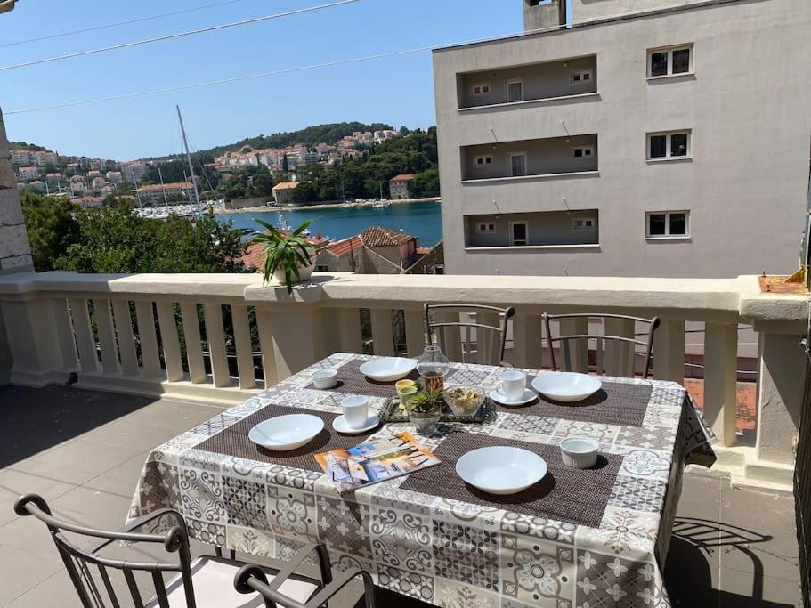 Apartment Miamar With Port Sea View Ντουμπρόβνικ Εξωτερικό φωτογραφία